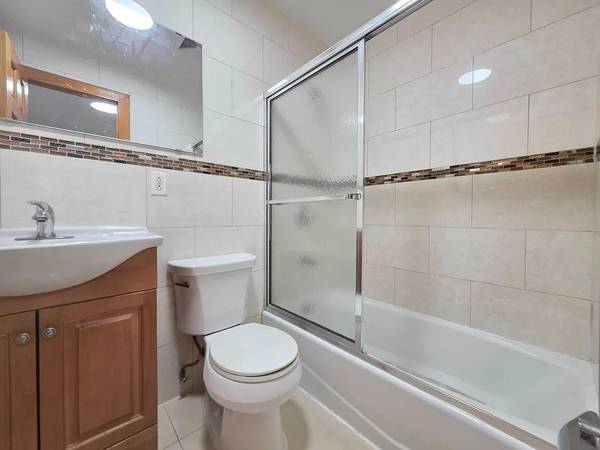 1BR/1BA Apartment on 8th Avenue · Brooklyn photo 5