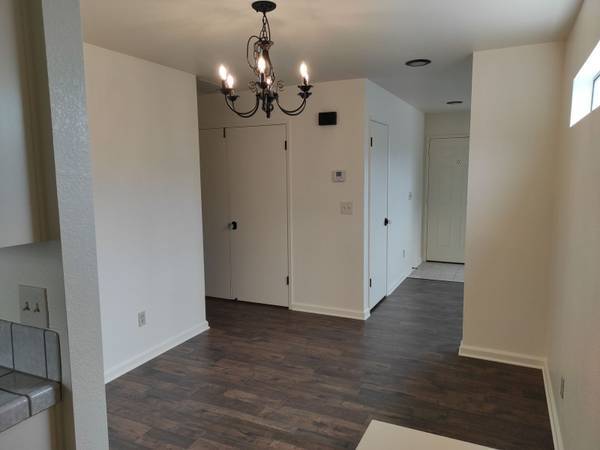 1BR/1BA Apartment · Capitola photo 5