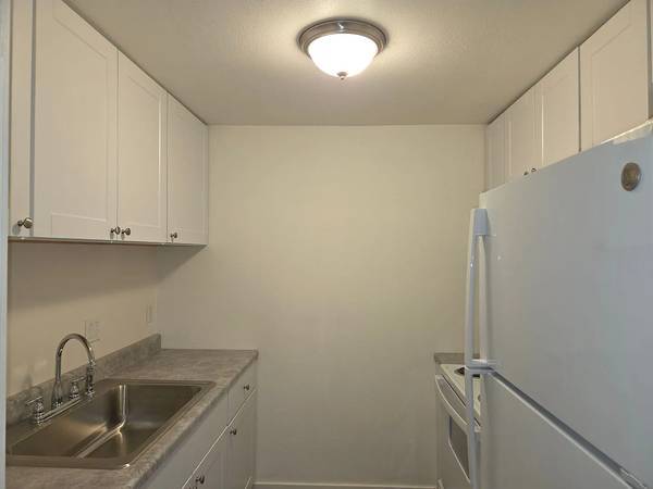 2BR/1BA Apartment · San Francisco photo 3