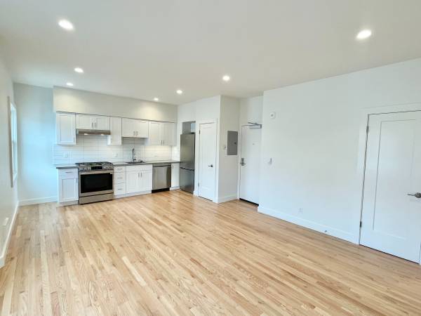 1BR/1BA Apartment · Bronxville photo 5