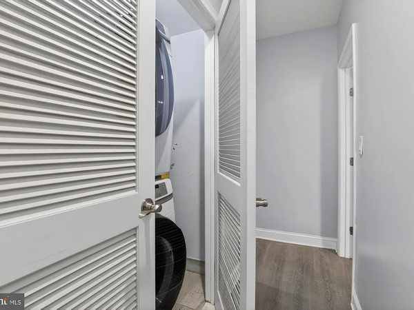 1BR/1BA Apartment · Ridgewood photo 4