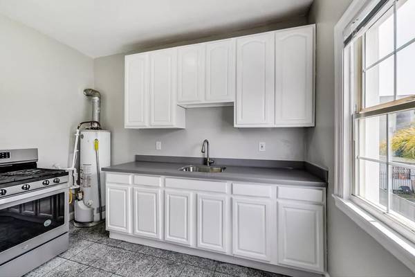 1BR/1BA Apartment · San Francisco photo 2