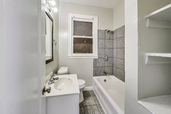 1BR/1BA Apartment · San Francisco photo 3