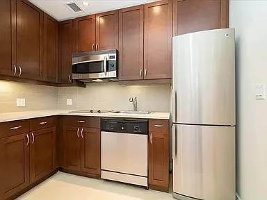 1BR/1BA Apartment on 7th Ave · New York photo 2