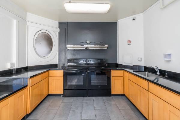 1BR/1BA Apartment · San Francisco photo 3