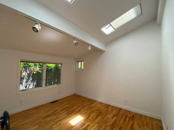 3BR/1BA Single Family House on Susan Ln · Santa Cruz photo 5