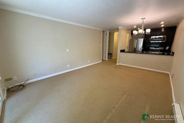 3600 Crestmoor Dr #3, Beautiful 2bd 1ba Upstairs Unit In A Great Location photo 4