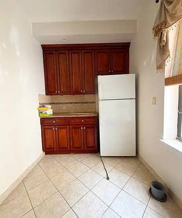 1BR/1BA Apartment on Ward Ave · Bronx photo 3
