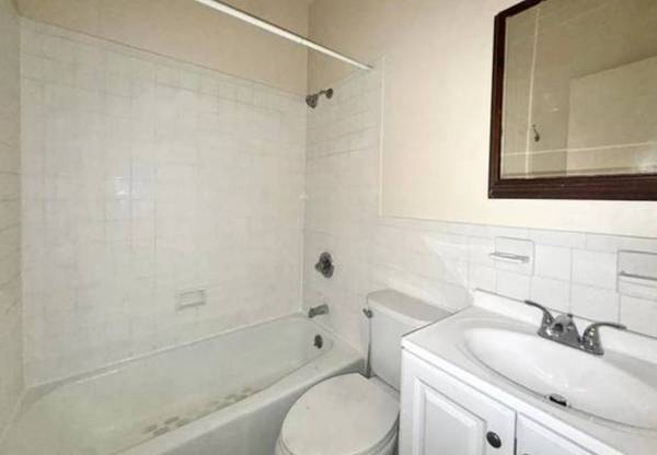 1BR/1BA Apartment · San Francisco photo 4