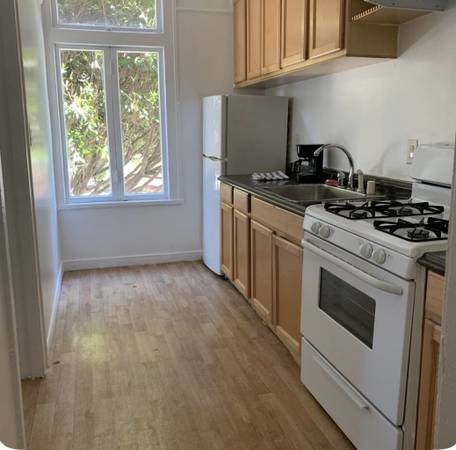 0BR/1BA Apartment · San Francisco photo 2