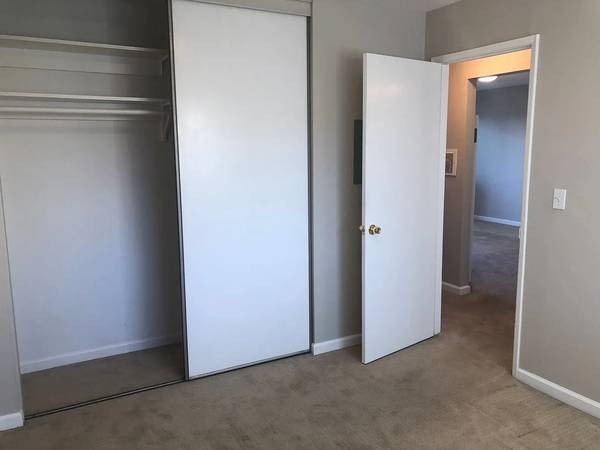 2BR/1BA Single Family House on Liberty St · El Cerrito photo 2