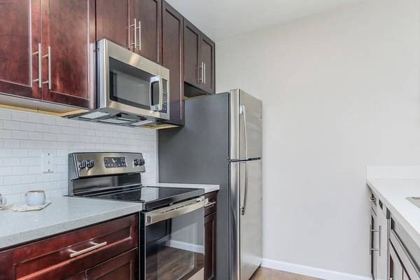 1BR/1BA Apartment · San Francisco photo 3