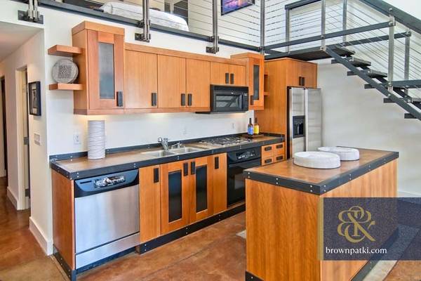 2BR/2BA Loft on Clarence Place · San Francisco photo 5