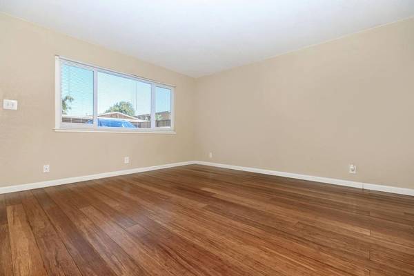 Apartments on Central Avenue · Fremont photo 5