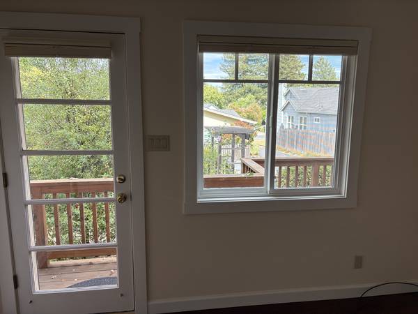 1BR/1BA Duplex · Sebastopol photo 3