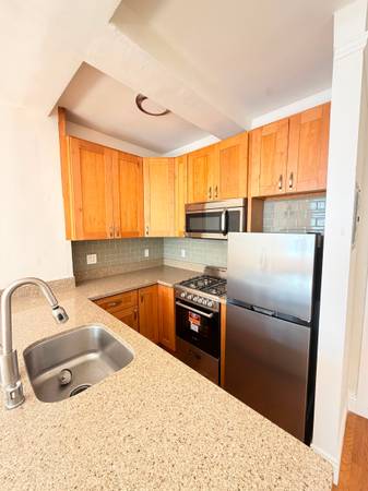 1BR/1BA Apartment · San Francisco photo 2