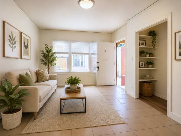 0BR/1BA Apartment · Oakland photo 3