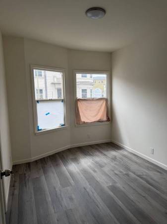 3BR/2BA Apartment on International Blvd Near 4th Ave · Oakland photo 3