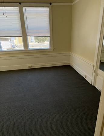 0BR/1BA Apartment · Hollister photo 5