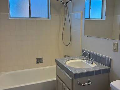 2BR/1BA Apartment · San Jose photo 4