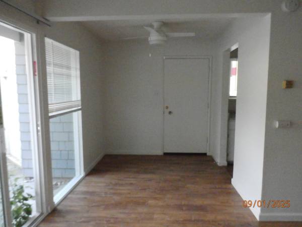 2BR/1BA Apartment on Pine Hill Rd. A · Mill Valley photo 4
