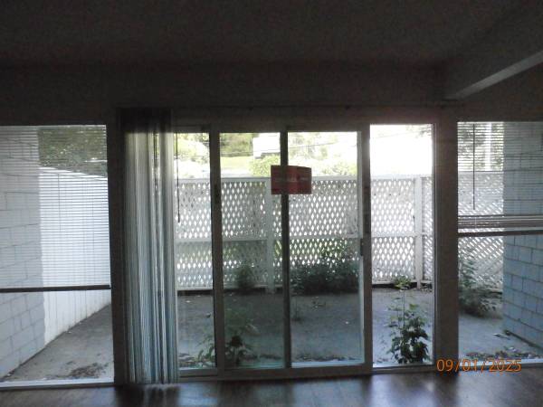 2BR/1BA Apartment on Pine Hill Rd. A · Mill Valley photo 2