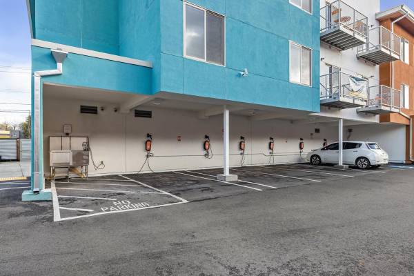2BR/2BA Apartment on & 755 Wilson Street · Santa Rosa photo 3