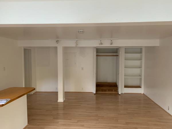 0BR/1BA Apartment · Fairfax photo 4