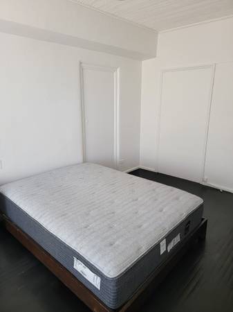0BR/1BA Apartment on Jones Street · San Francisco photo 2