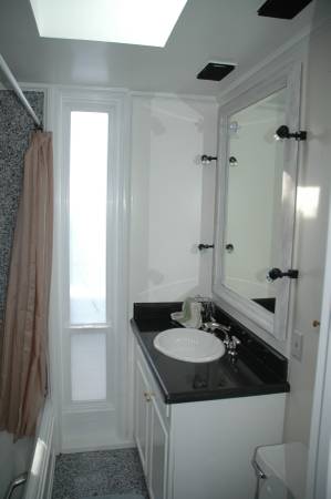 2BR/2BA Apartment · Sausalito photo 4