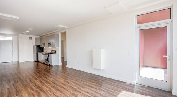4801 Shattuck photo 4