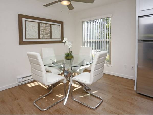 3BR/2BA Apartment · Cupertino photo 3