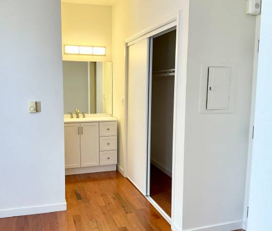 0BR/1BA Apartment · San Francisco photo 4