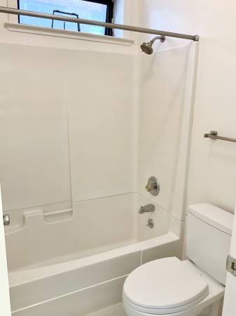 0BR/1BA Apartment · San Francisco photo 5
