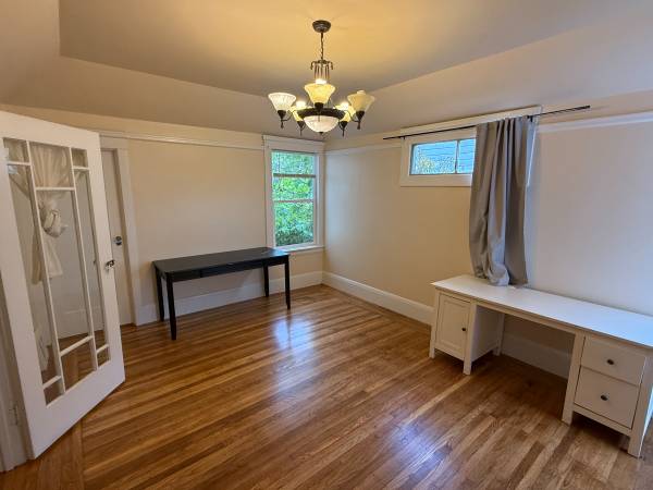 2BR/1BA Apartment on Cabrillo · San Francisco photo 2