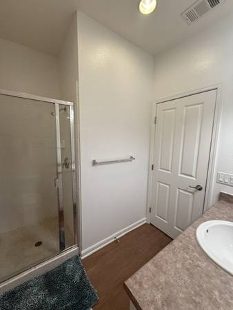 2BR/2BA Townhouse · Gilroy photo 3