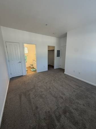 2BR/2BA Townhouse · Gilroy photo 5