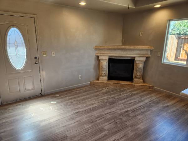 1BR/1BA Apartment · Fairfield photo 2