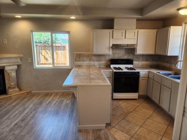 1BR/1BA Apartment · Fairfield photo 3