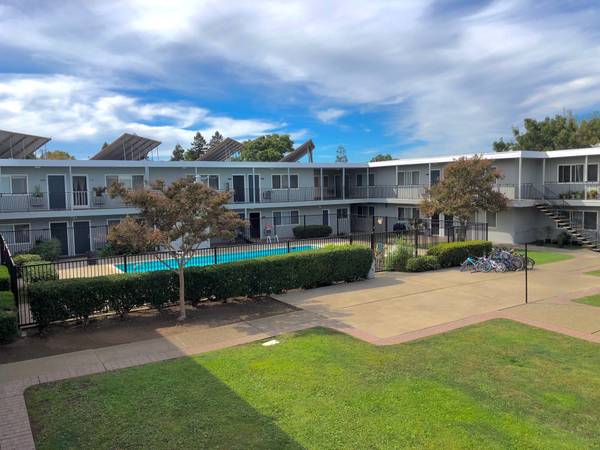 1BR/1BA Apartment on Virginia Lane · Concord photo 3