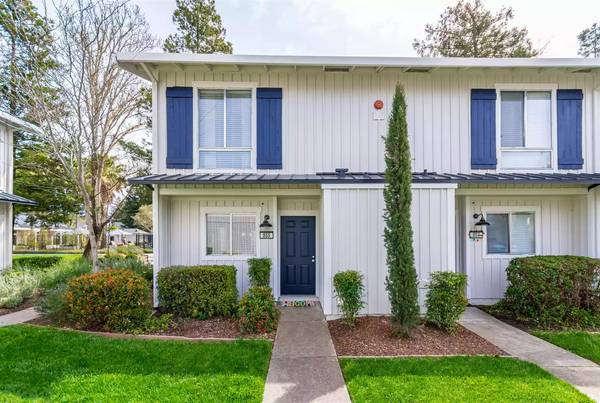 Newly Remodeled 2bd/2ba Duplex In Quiet Cul-de-sac ~207 Stokes Court, Petaluma photo 4
