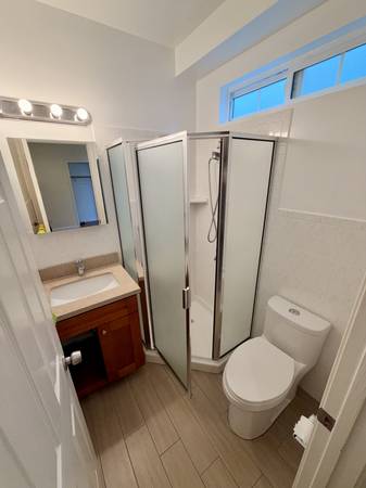 1BR/1BA Apartment · San Francisco photo 3