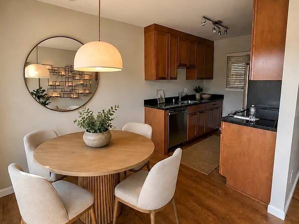 Modern Renovated Spyglass Hill Unit - Groundfloor - Foundation photo 3