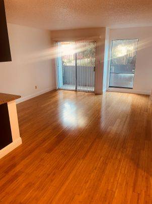 Apartments on Garland Ave · Oakland photo 5