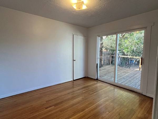 2BR/1BA Apartment · Mountain View photo 4
