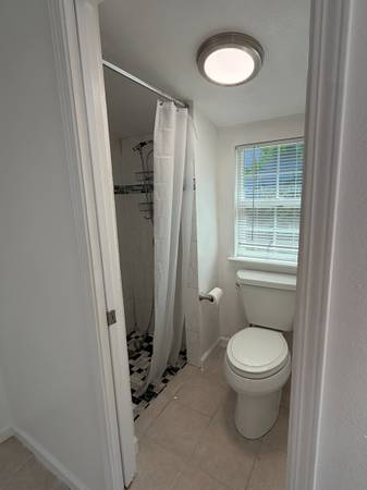 0BR/1BA Apartment · Belmont photo 4