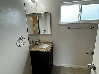 1BR/1BA Apartment on E 40th Ave · San Mateo photo 5