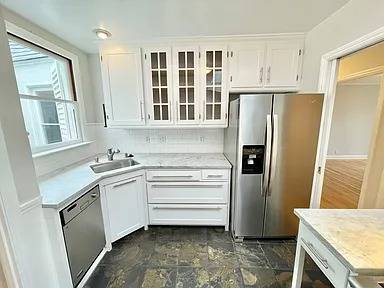 3BR/2BA Single Family House on 25th Avenue · San Francisco photo 5