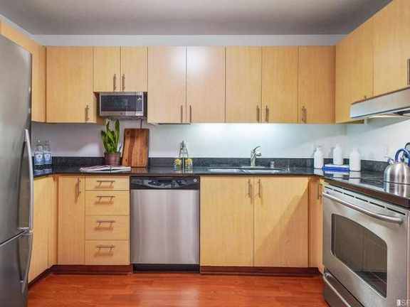 1BR/1BA Apartment · San Francisco photo 3