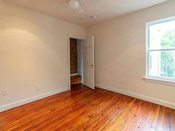 1BR/1BA Apartment · San Francisco photo 3